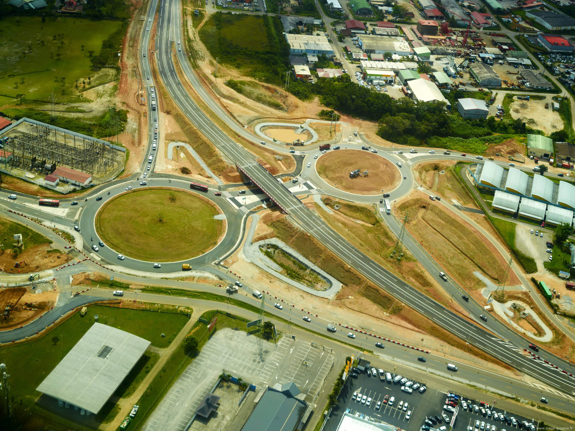 Rond-point en Guyane Française